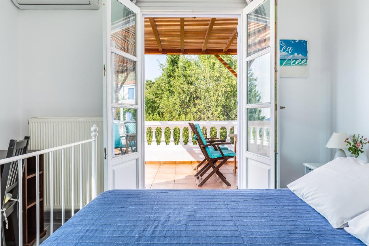 Villa Rodia With Swimming Pool On Skopelos Island Extérieur photo