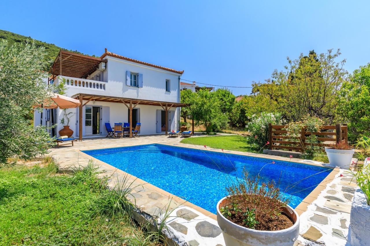 Villa Rodia With Swimming Pool On Skopelos Island Extérieur photo